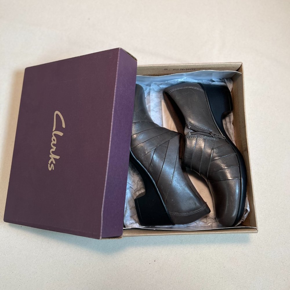 Clarks Genette Rise Shoes - Picture 4 of 6
